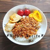 玉子焼き乗せ麻婆アスパラ丼